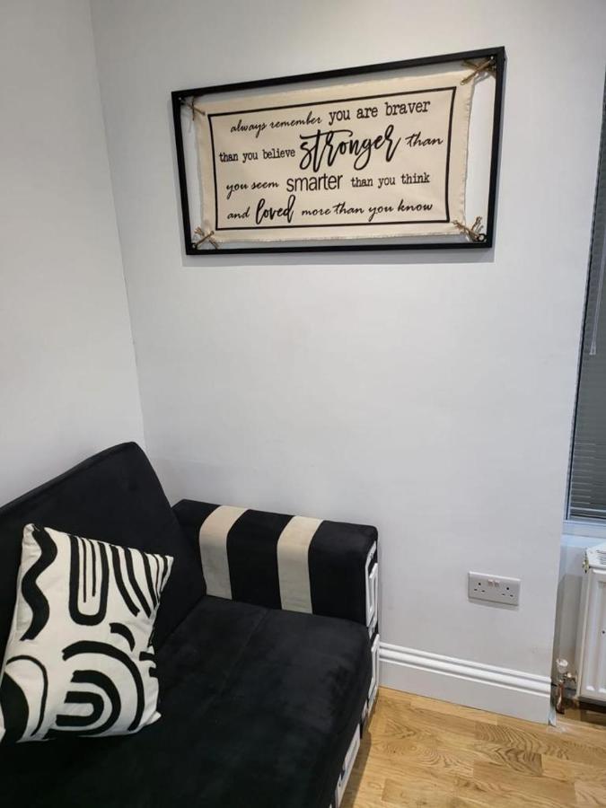 Fancy Basement Flat A Apartment London Luaran gambar