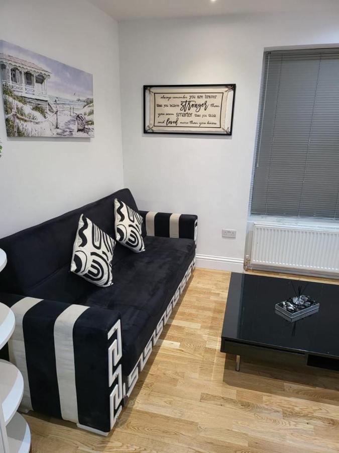 Fancy Basement Flat A Apartment London Luaran gambar